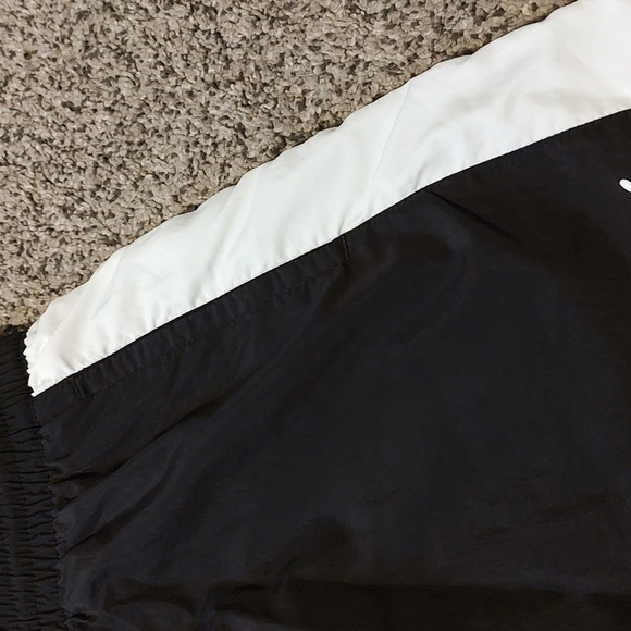 Women's Puma Black & White Skirt NEW - Picture 4 of 7